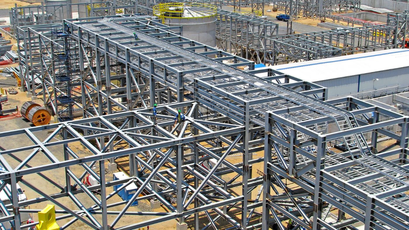 Large industrial steel pipe rack structure